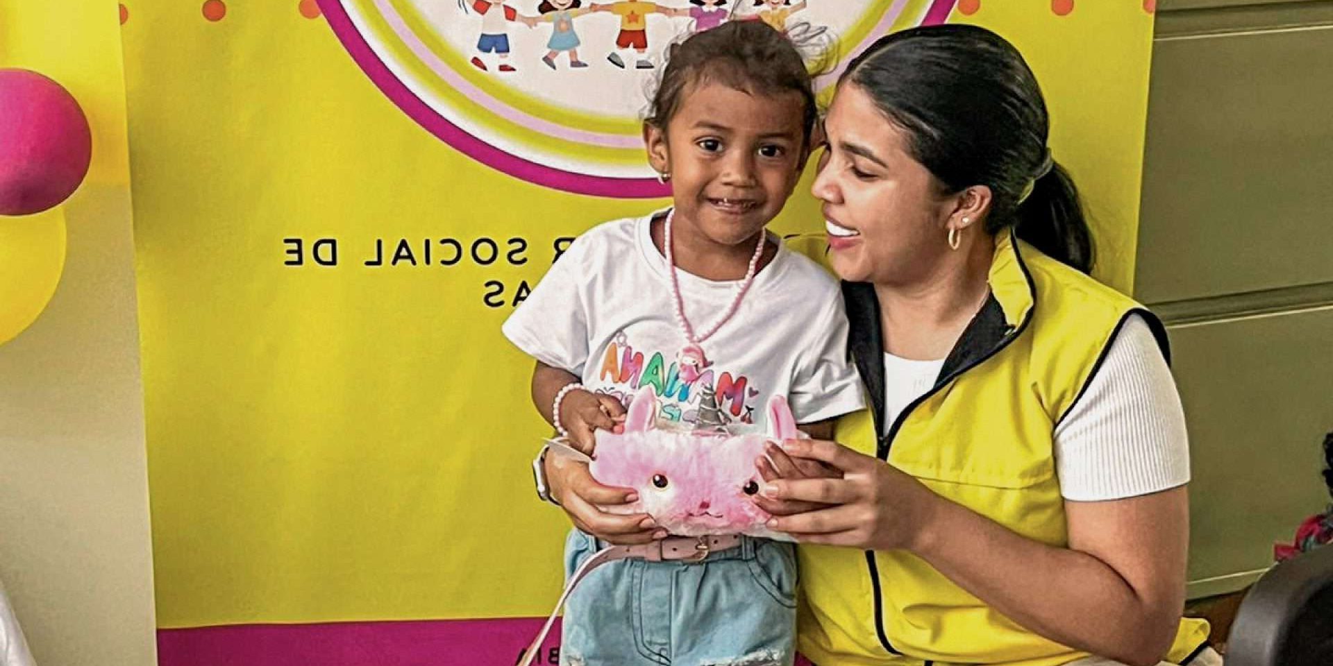 ÚNETE A NOSOTROS - FUNDACIÓN LUCIÉRNAGAS DE COLOMBIA