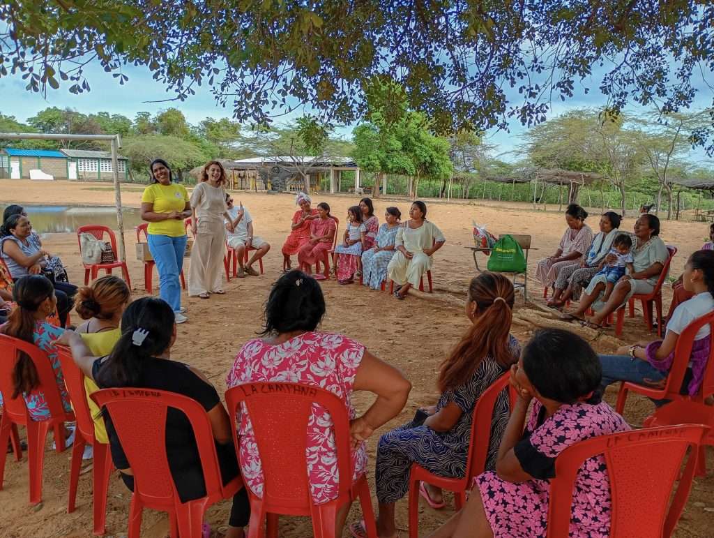 Empoderamiento-femenino-en-La-Guajira-Fundación-Luciérnagas