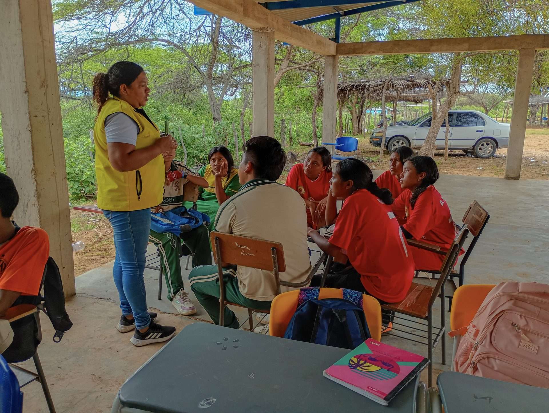 Jovenes-aprenden-a-crear-su-proyecto-de-vida.